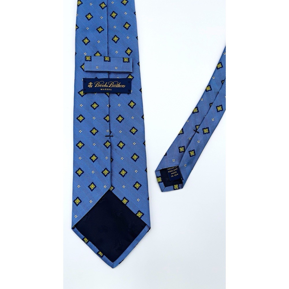 Brooks Brothers Makers Silk Tie Blue Herringbone Geometric Medallion USA Woven